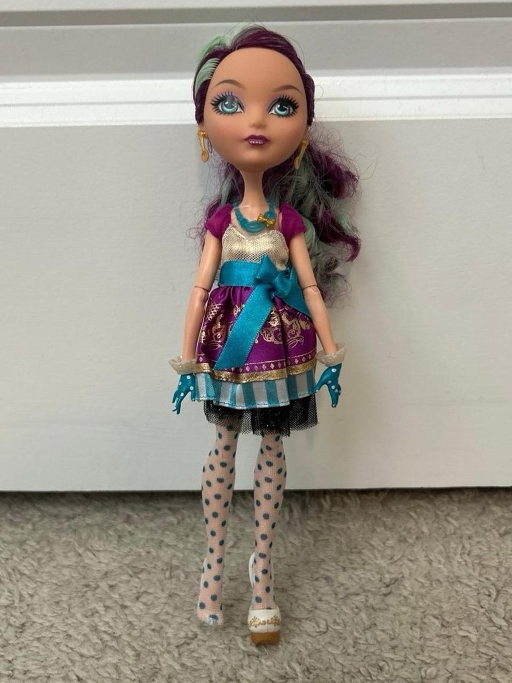 Madeline Hatter First Chapter Original Ever After High Doll